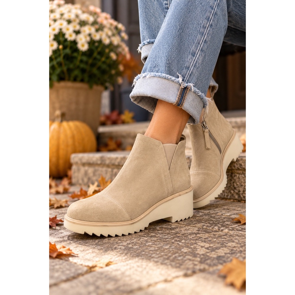 TOMS Maude Suede Booties Women's 9 Beige Tan Wedge Lug Sole Chelsea Ankle Boots